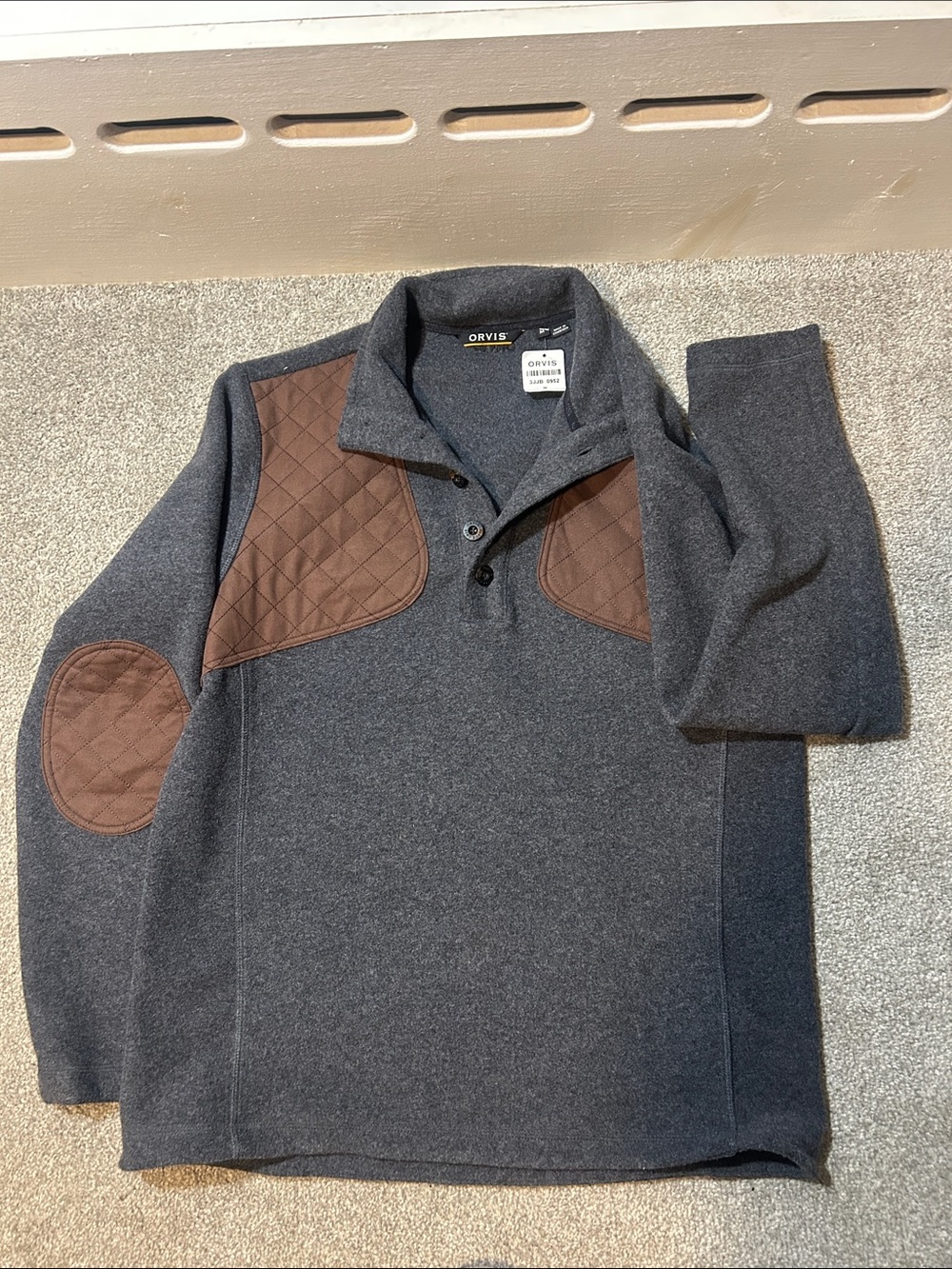 Orvis Sharptail Charcoal 1/4 Fleece Pullover with Brown Quilted Patches